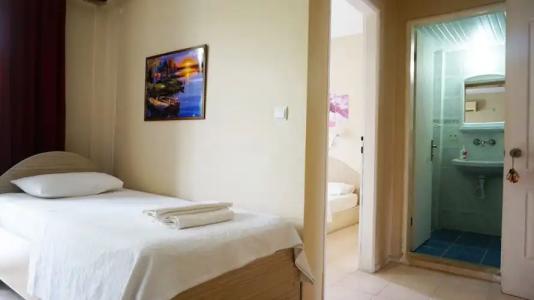 Koz Marigold Apart - 98