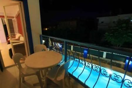 Koz Marigold Apart - 134