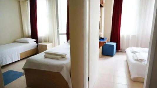 Koz Marigold Apart - 59