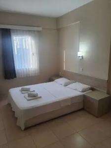 Koz Marigold Apart - 79