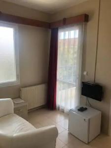 Koz Marigold Apart - 202