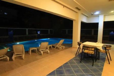 Koz Marigold Apart - 51