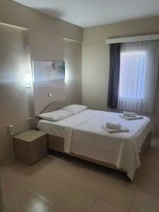 Koz Marigold Apart - 74