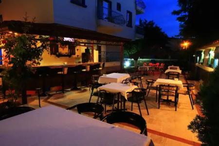 Koz Marigold Apart - 15