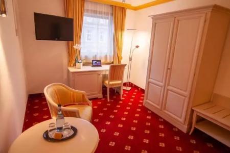 Zur Weinsteige**** - 90