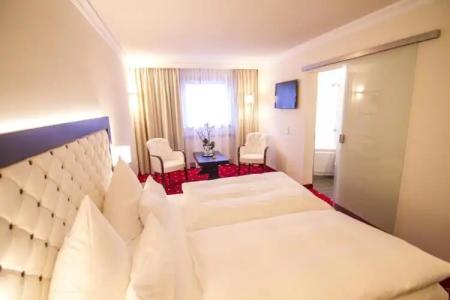 Zur Weinsteige**** - 76