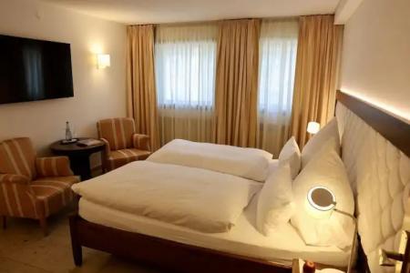 Zur Weinsteige**** - 129