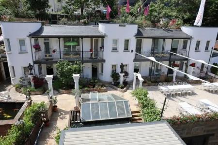 Zur Weinsteige**** - 143