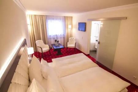 Zur Weinsteige**** - 84