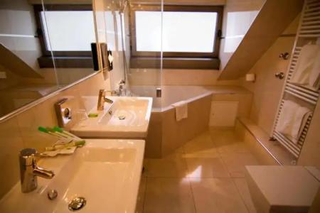 Zur Weinsteige**** - 68