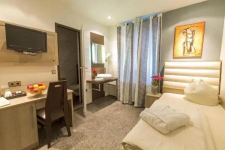 Bavaria Münchner Hof Superior - 16