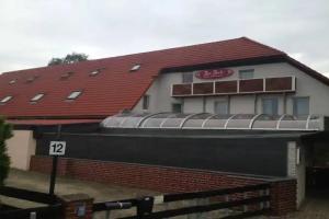 Hotel & Restaurant Bei Baki, Зенде