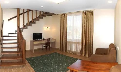 Пивденна Брама - 10