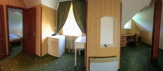 Пивденна Брама - 40