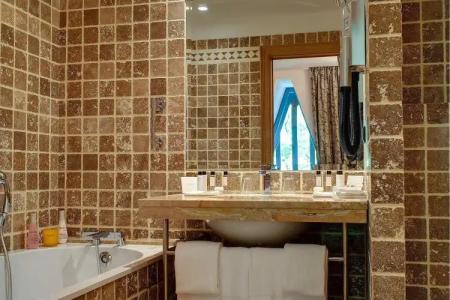 Hôtel de Bourgtheroulde, Autograph Collection - 49