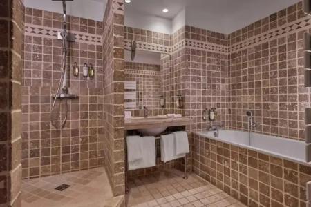 Hôtel de Bourgtheroulde, Autograph Collection - 60