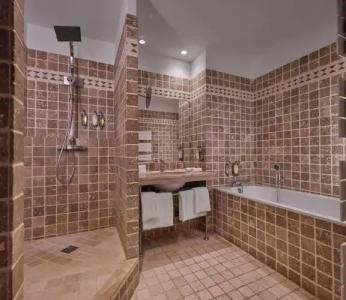 Hôtel de Bourgtheroulde, Autograph Collection - 50