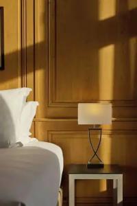 Hôtel de Bourgtheroulde, Autograph Collection - 58