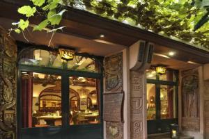 Отель «Breuer's Rüdesheimer Schloss», Рюдесхайм-на-Рейне