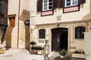 Harismari Cozy Hotel, Ханья