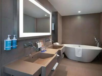 Novotel Bangkok Platinum Pratunam - Sha Plus Certified - 16