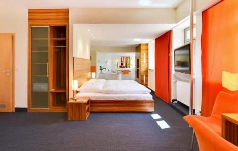 Victoria Nürnberg - 53