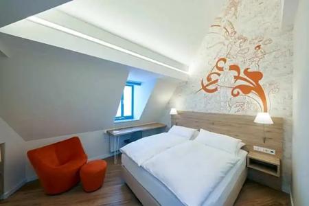 Victoria Nürnberg - 25