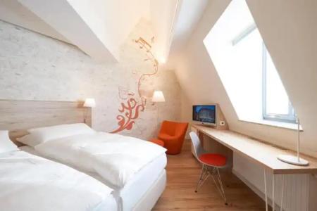 Victoria Nürnberg - 40