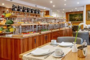 Tiptop Hotel Burgschmiet Garni, Нюрнберг