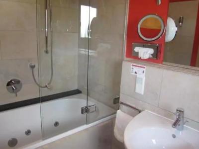 Land-gut-zur Burg G Nürburg - 50