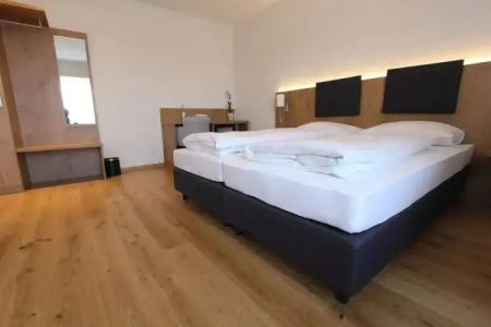 Adler & Gasthaus - 46