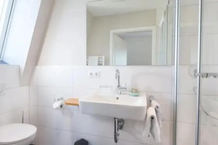 Adler & Gasthaus - 9