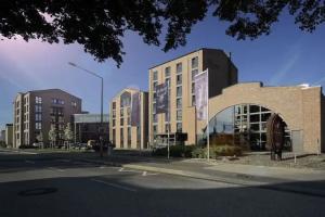 Altes Stahlwerk Business & Lifestyle Hotel, Ноймюнстер