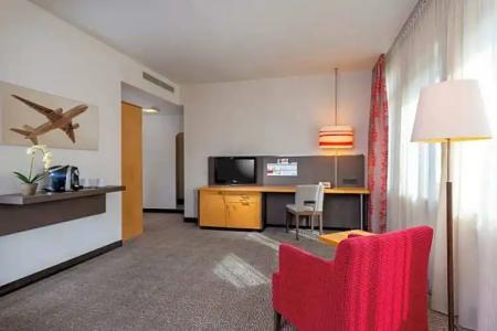 Holiday Inn Frankfurt Airport - Neu-Isenburg, An Ihg - 85