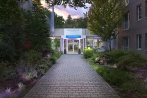 Airport & Seminarhotel, Ной-Изенбург