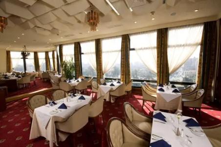 Golden Tulip Flamenco Cairo - 5