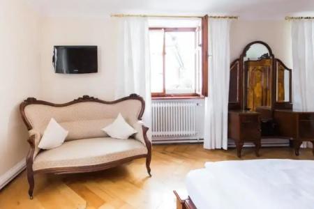 Löwen-Weinstube - 32