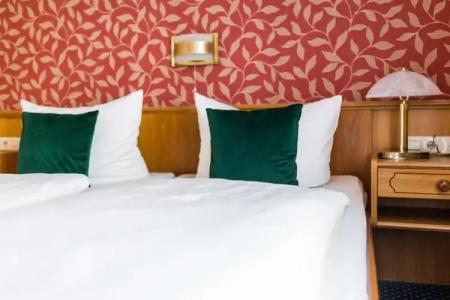 Löwen-Weinstube - 34