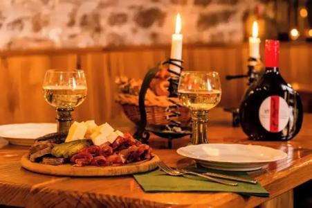 & Weinhaus Anker - 12