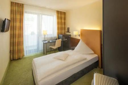 & Weinhaus Anker - 37