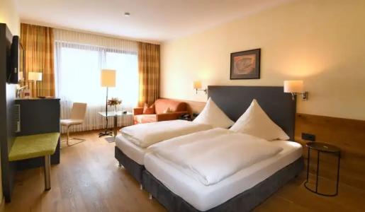 & Weinhaus Anker - 47