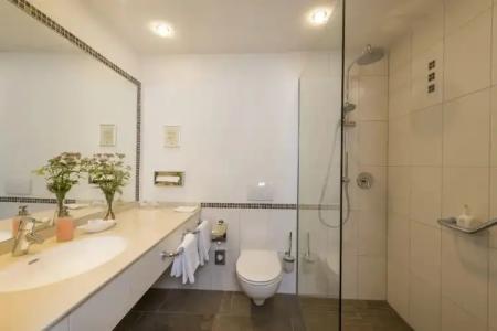 & Weinhaus Anker - 8