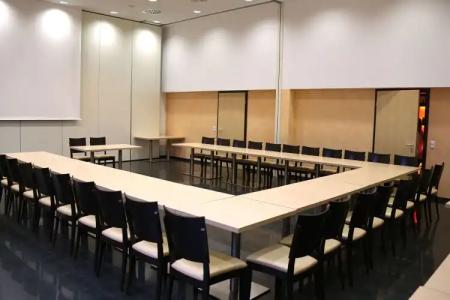 & Restaurant Goldener Pflug - 16