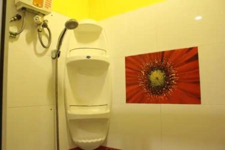 Samsen Sam Place - 162