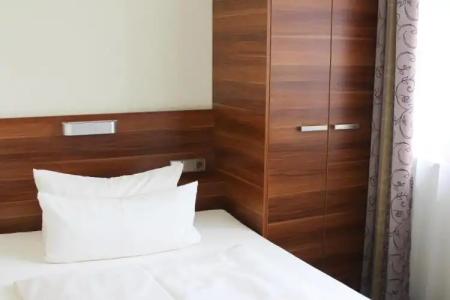 Schöngarten garni - 44