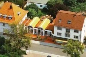 Hotel «Goldinger», Ландштуль