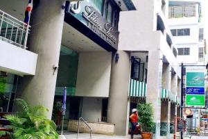 Silom Serene a Boutique Hotel - Sha Extra Plus, Бангкок