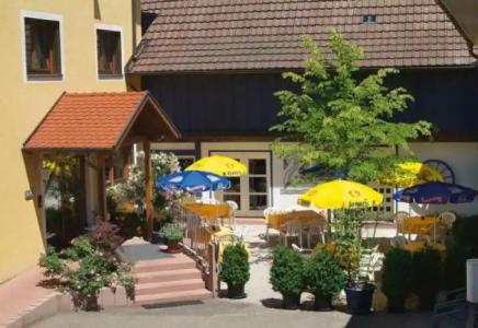 Landgasthof Schwanen - 11