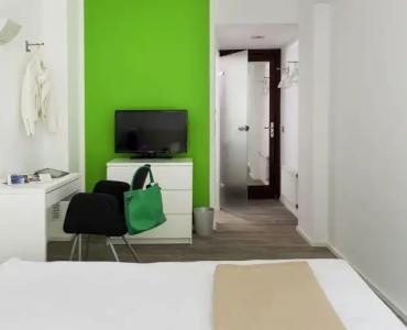 ibis Styles Köln City - 4