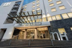 Отель «Nh köLn Altstadt», Кёльн